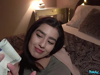 Erik Everhard fucks Aaeysha on Valentines Day